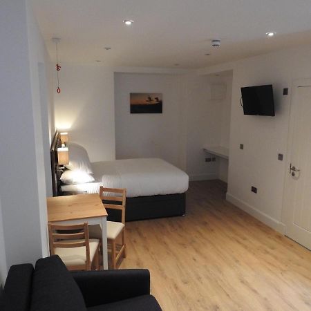 House Of Juniper - Luxury Accessible Apartment Broadford  Dış mekan fotoğraf